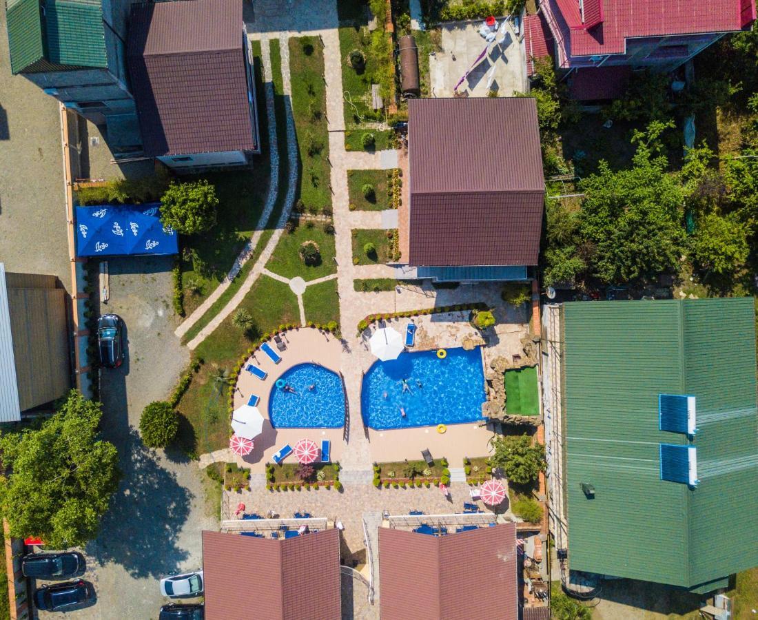 Hotel Chero Kobuleti Exterior photo